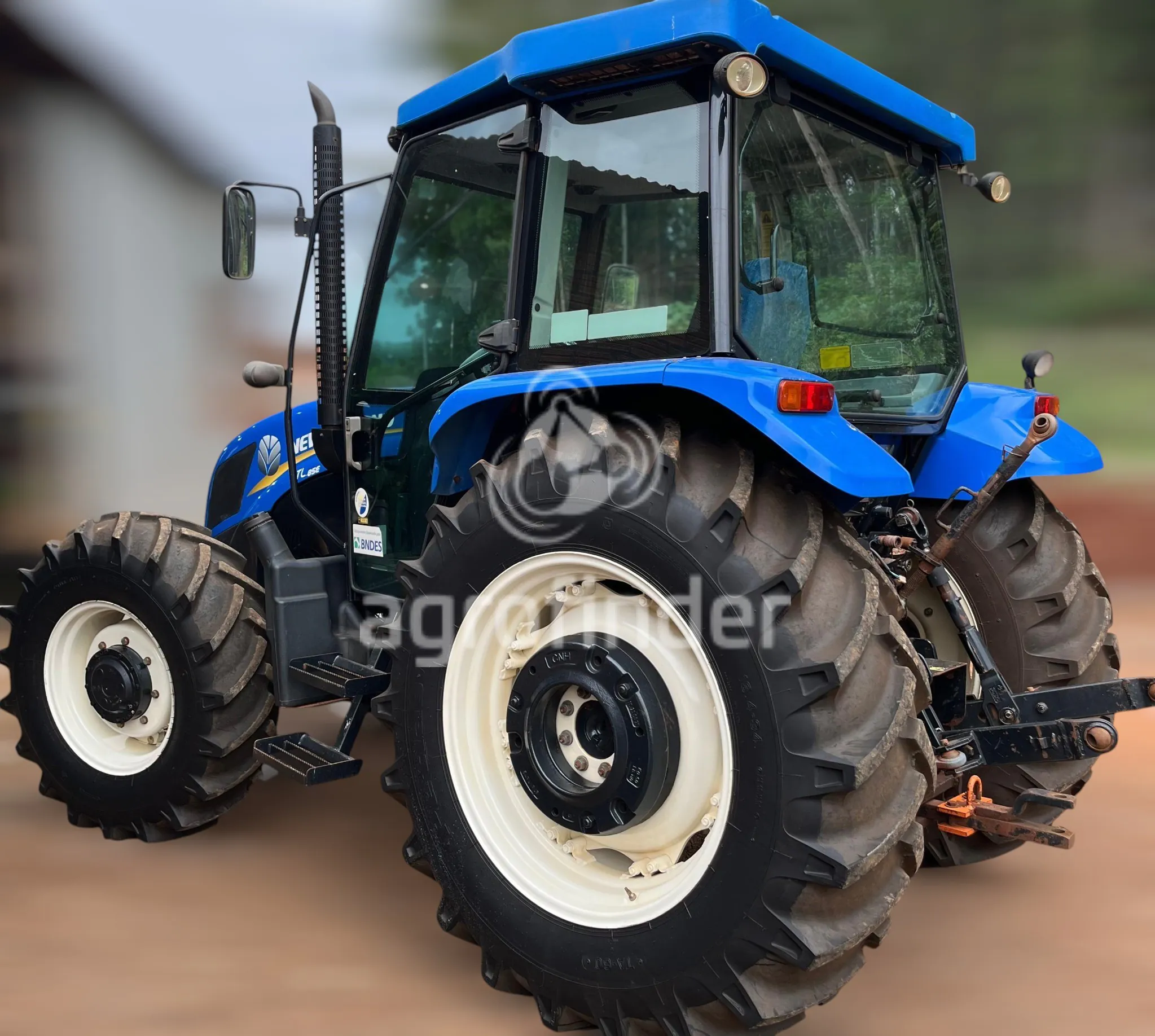 Trator New Holland TL85E 2016 4x4 | Tratores Usados